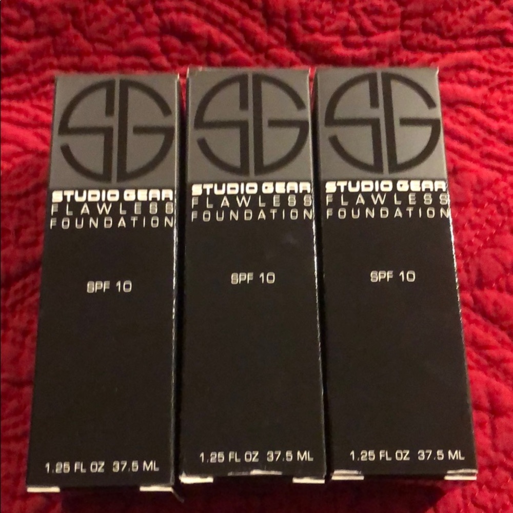 Set of 3 Studio Gear Cream Beige foundation.